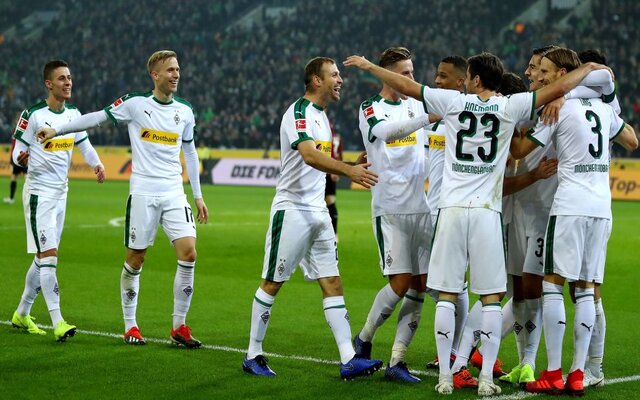 B. Mönchengladbach - Đội bóng giàu truyền thống và giàu thành tích nhất nước Đức