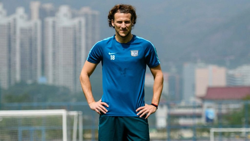 Tiểu sử của Diego Forlan - Footbalium