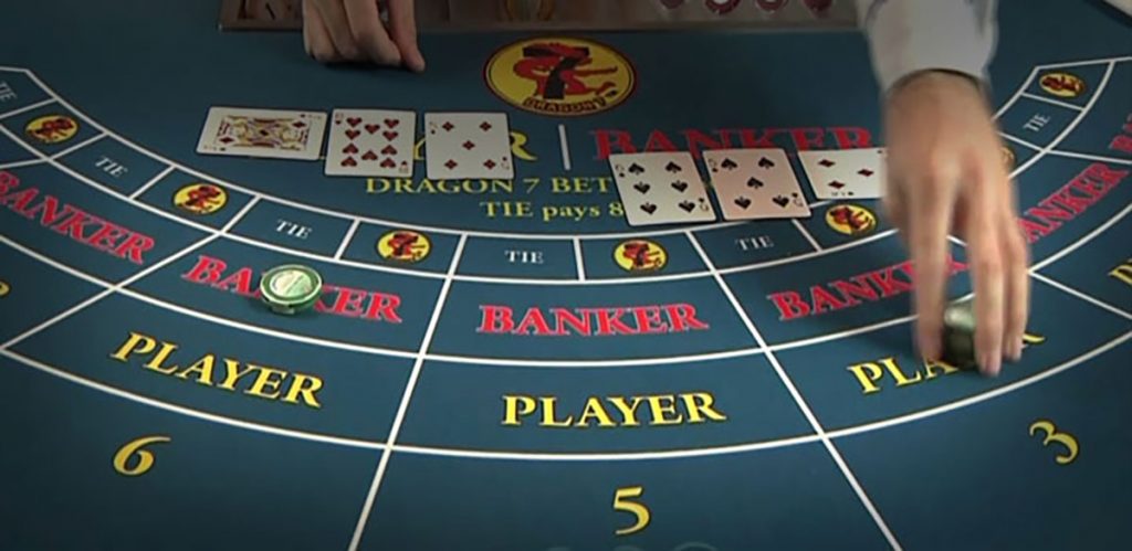Baccarat - Roulette là những môn chơi cờ bạc bị pháp luật Việt Nam cấm