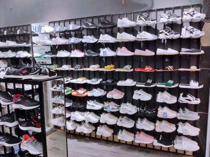 Top 10 shop bán sneakers chất lượng tại Hà Nội