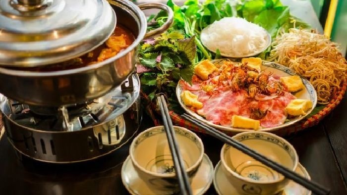 Top 10 Nhà Hàng Lẩu Riêu Cua, Bò Ở Hà Nội Ngon Đậm Chất