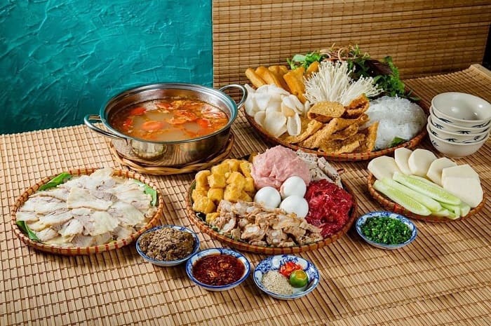 Top 10 Nhà Hàng Lẩu Riêu Cua, Bò Ở Hà Nội Ngon Đậm Chất